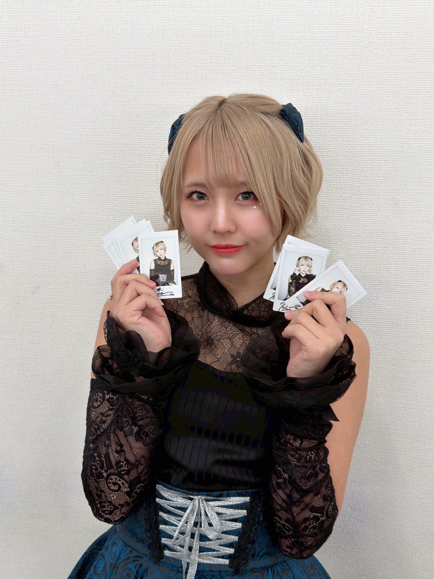 刃華 MVチェキ【サイン入り当たり付き】