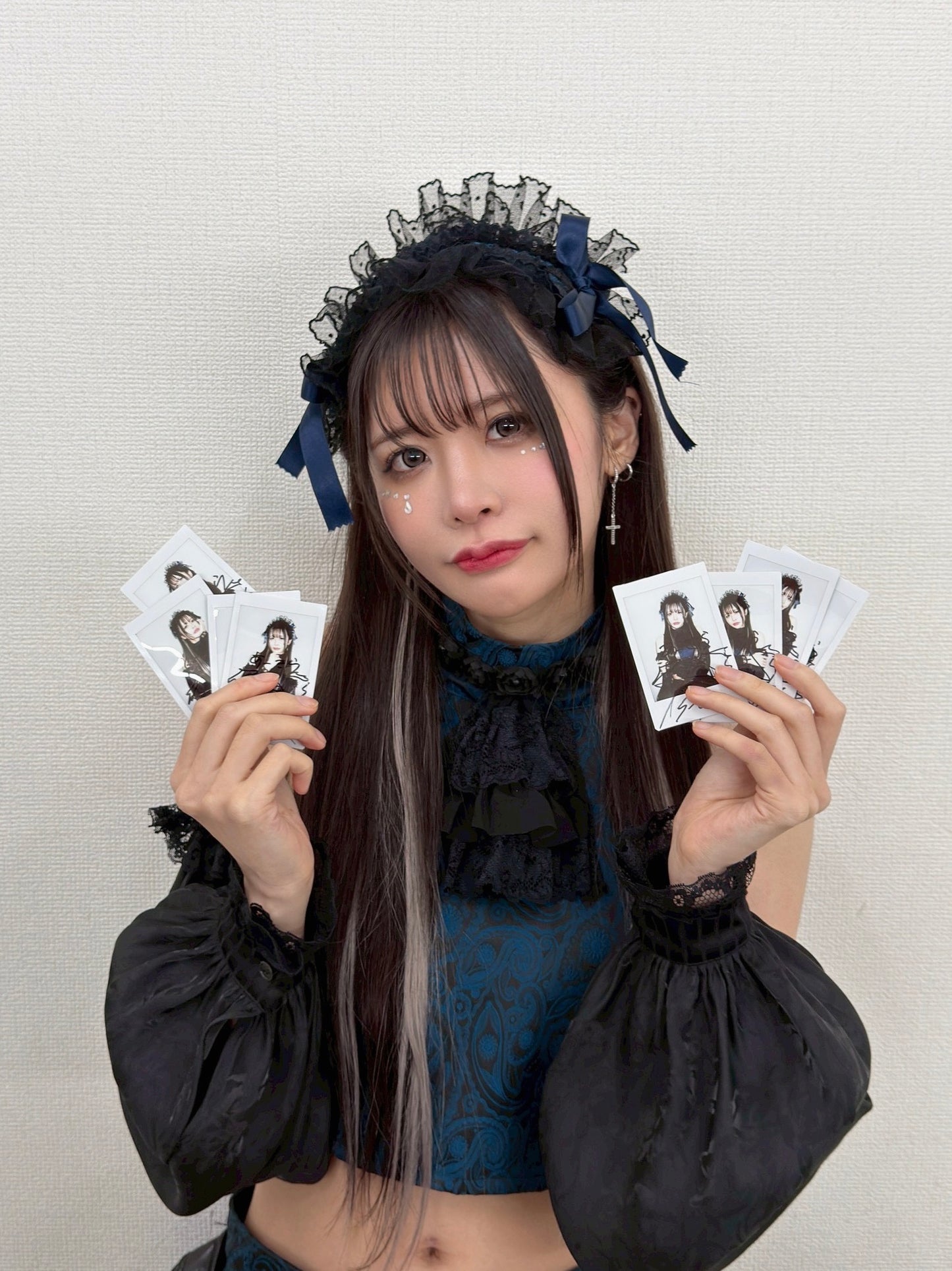 刃華 MVチェキ【サイン入り当たり付き】